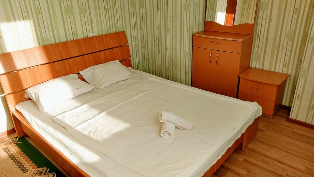 Sweet Apartments In The Center Астана Екстериор снимка