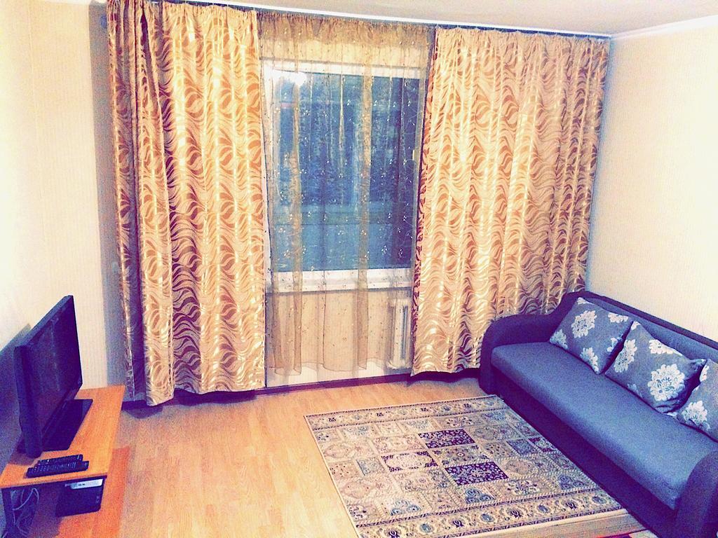 Sweet Apartments In The Center Астана Екстериор снимка